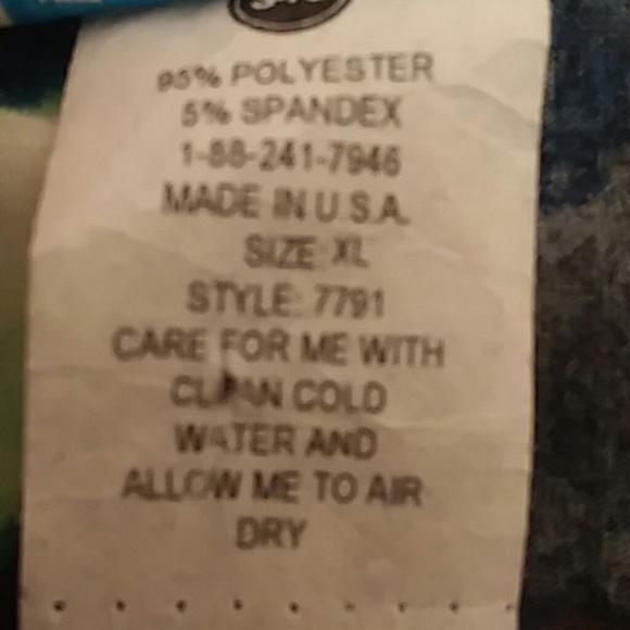 Beach Belle V-neck top - Picture 4 of 6